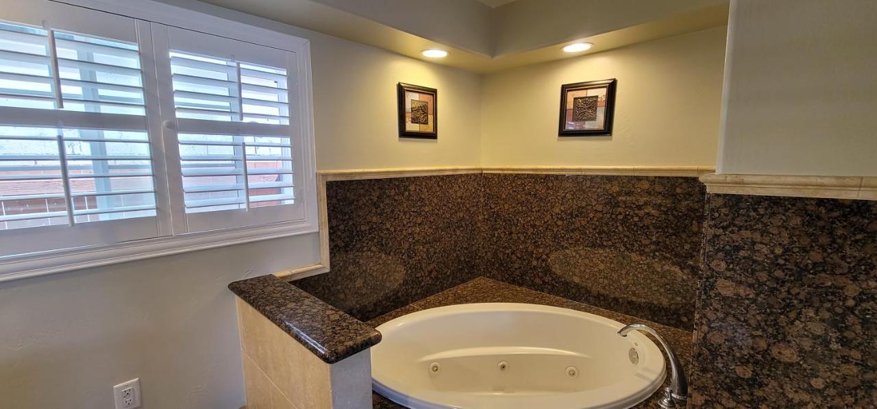 Beachwalker Inn & Suites Pismo Beach Bagian luar foto