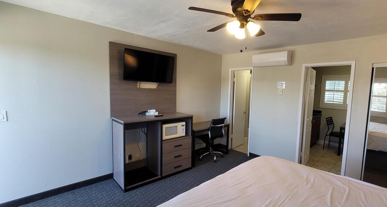 Beachwalker Inn & Suites Pismo Beach Bagian luar foto